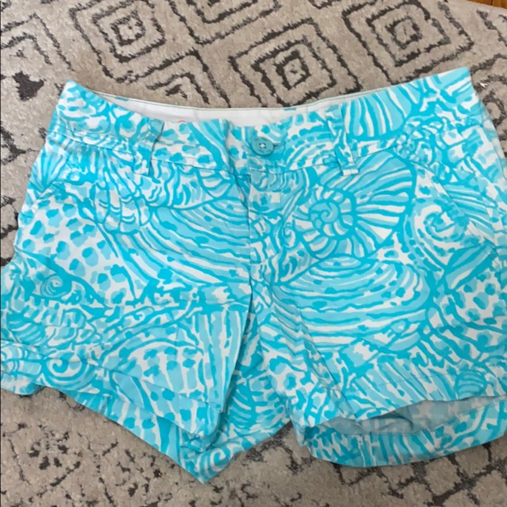 Lilly Pulitzer Blue Callahan Shorts size 2